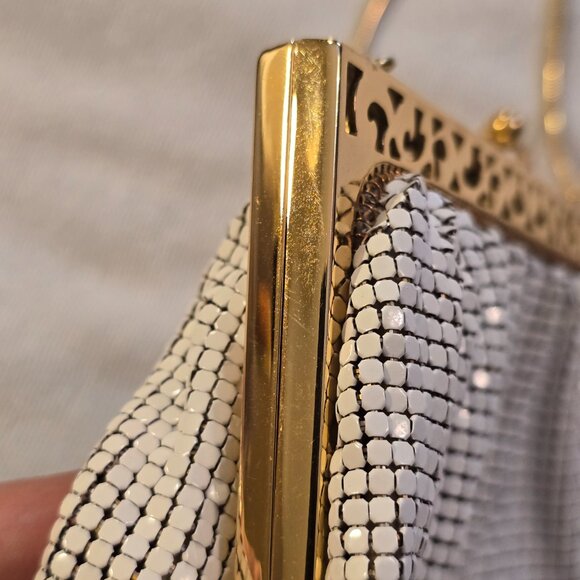 Whiting & Davis Co Mesh White Metal Gold Silver Hand Bag Purse Clutch EUC PRETTY